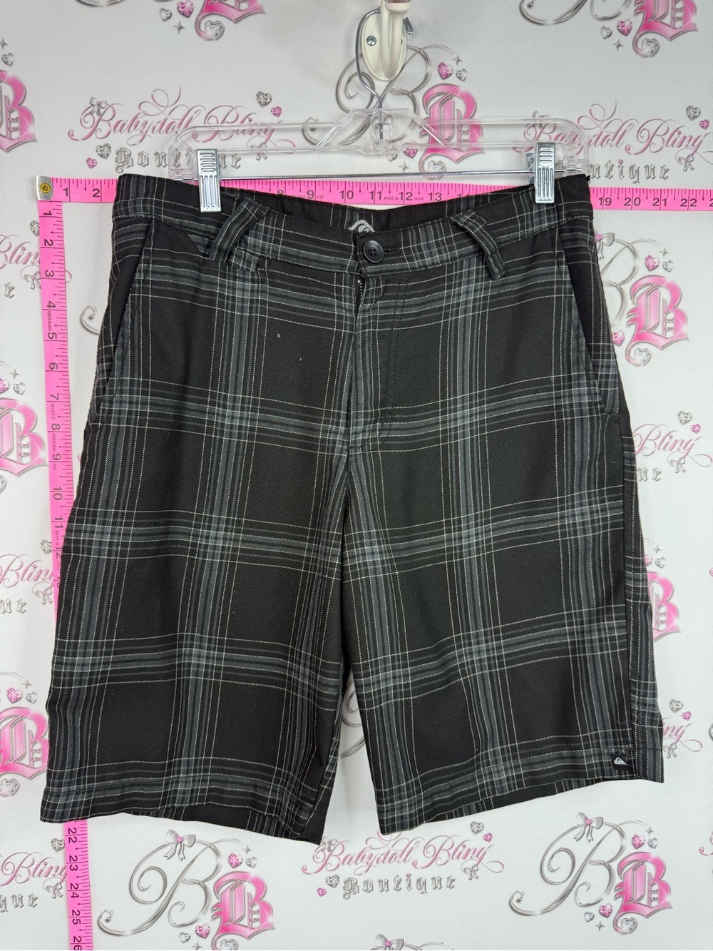 Quiksilver shorts plaid Men's Black Plaid Flat Front Shorts